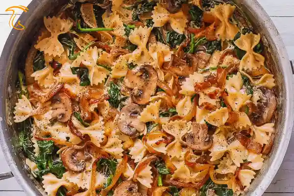 طرز تهیه فارفاله مرغ و قارچ