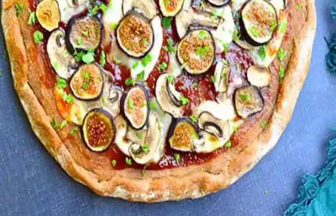 طرز تهیه پیتزا انجیر و قارچ