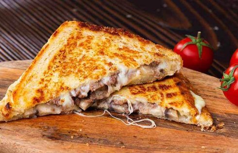 آموزش طرز تهیه پنینی گوشت و قارچ