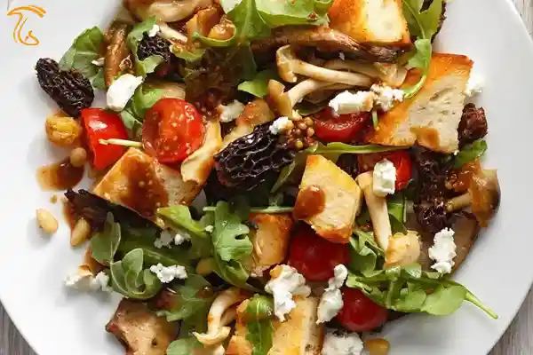 طرز تهیه سالاد پانزانلا خوشمزه با قارچ به روش توسکانی