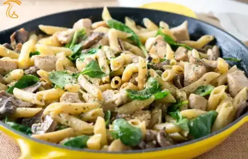 آموزش آشپزی: طرز تهیه پاستا چیکن پستو با قارچ مخصوص