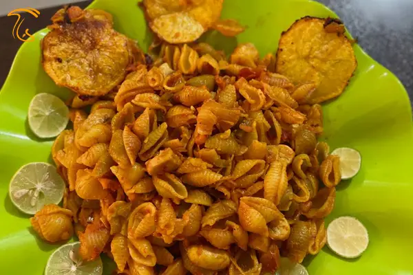 غذای درست شده با قارچ در دوره آموزش آشپزی در سرای محلات
