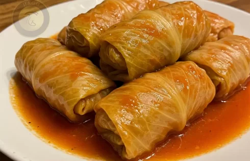 طرز تهیه دلمه کلم برگ یا دلمه کلم پیچ (cabbage roll) همراه با ویدیوی آموزشی