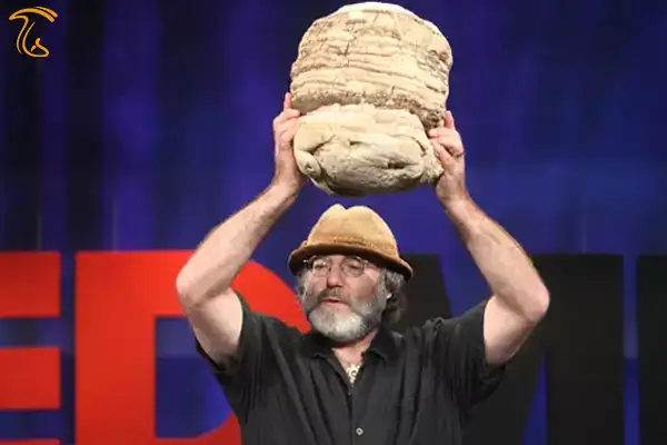 پاول استامتس در سخنرانی TED