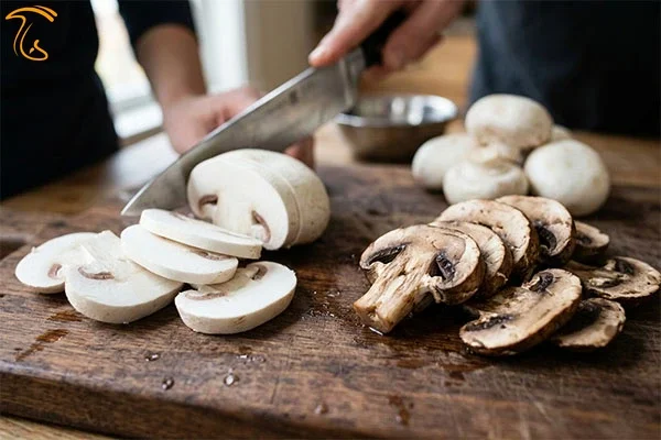 چرا قارچها سیاه میشوند؟